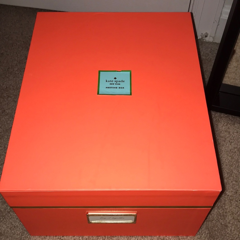 Kate spade nesting box